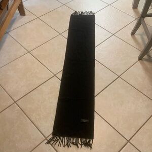 Men’s Bloomingdale’s Black Cashmere Scarf 2’x5’ in MINT cond